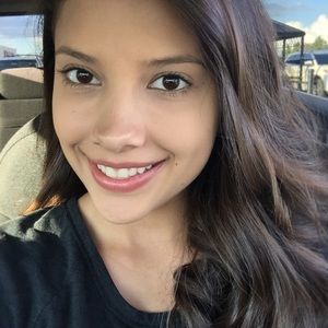 Meet your Posher, Natalie